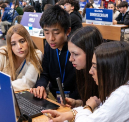 32 estudiantes de Madrid competirán gestionando empresas virtuales .